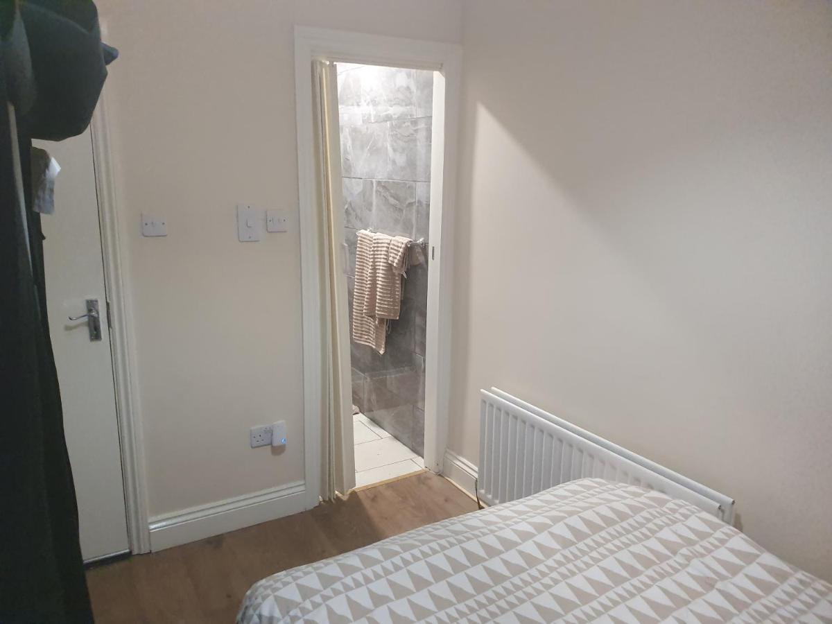 En Suite Bedrooms, Heaton, Newcastle Exterior photo